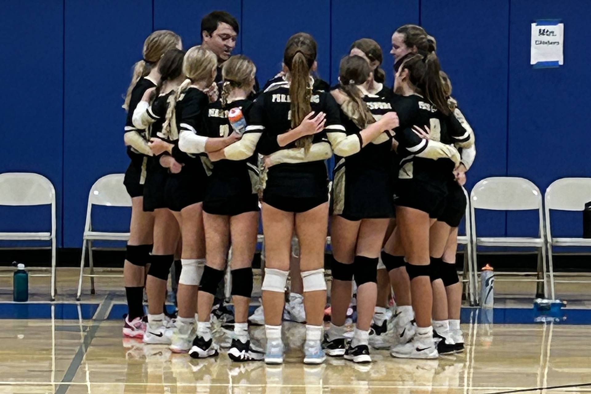 volleyball huddle