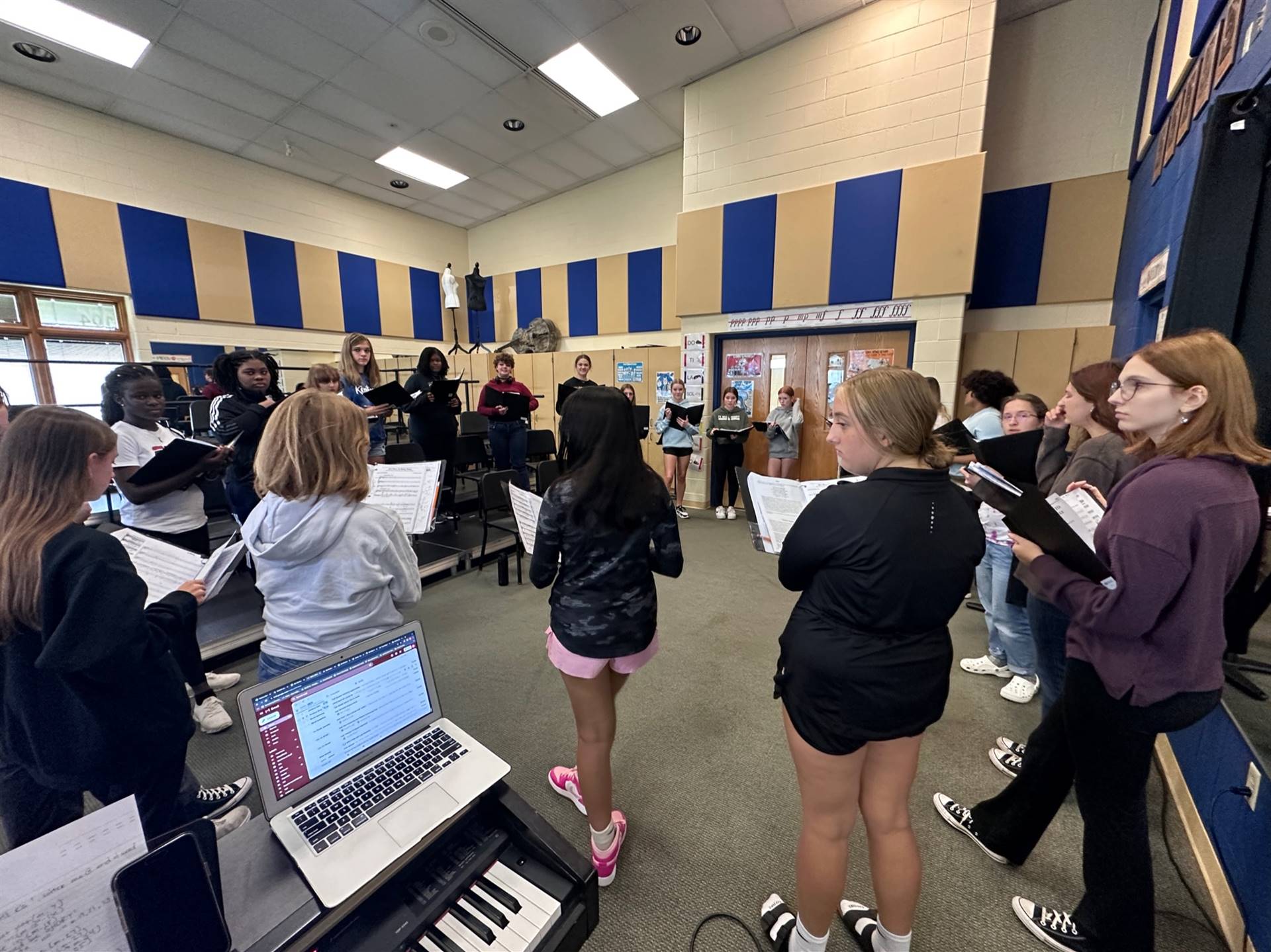 Women&#39;s Chorus Rehearsal