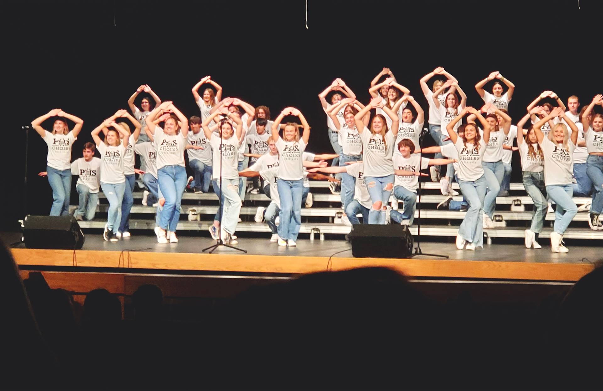 Show Choir Performance